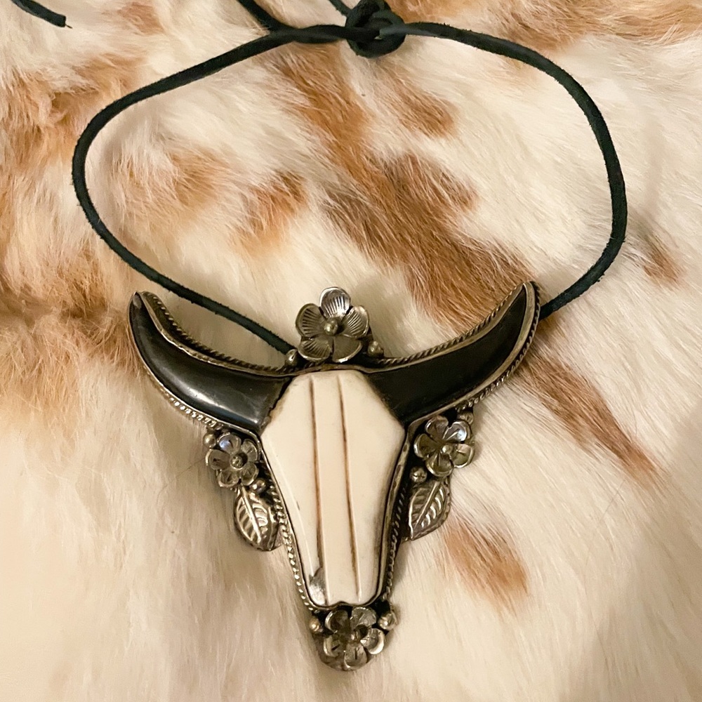 Carved bone steer longhorn skull necklace Tibetan